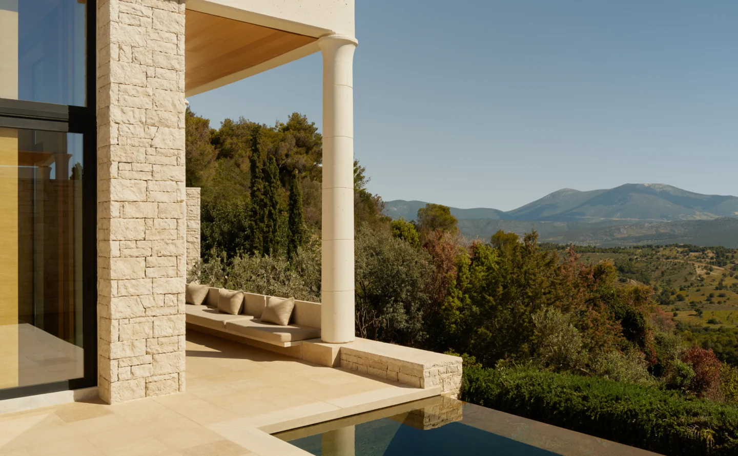 Amanzoe